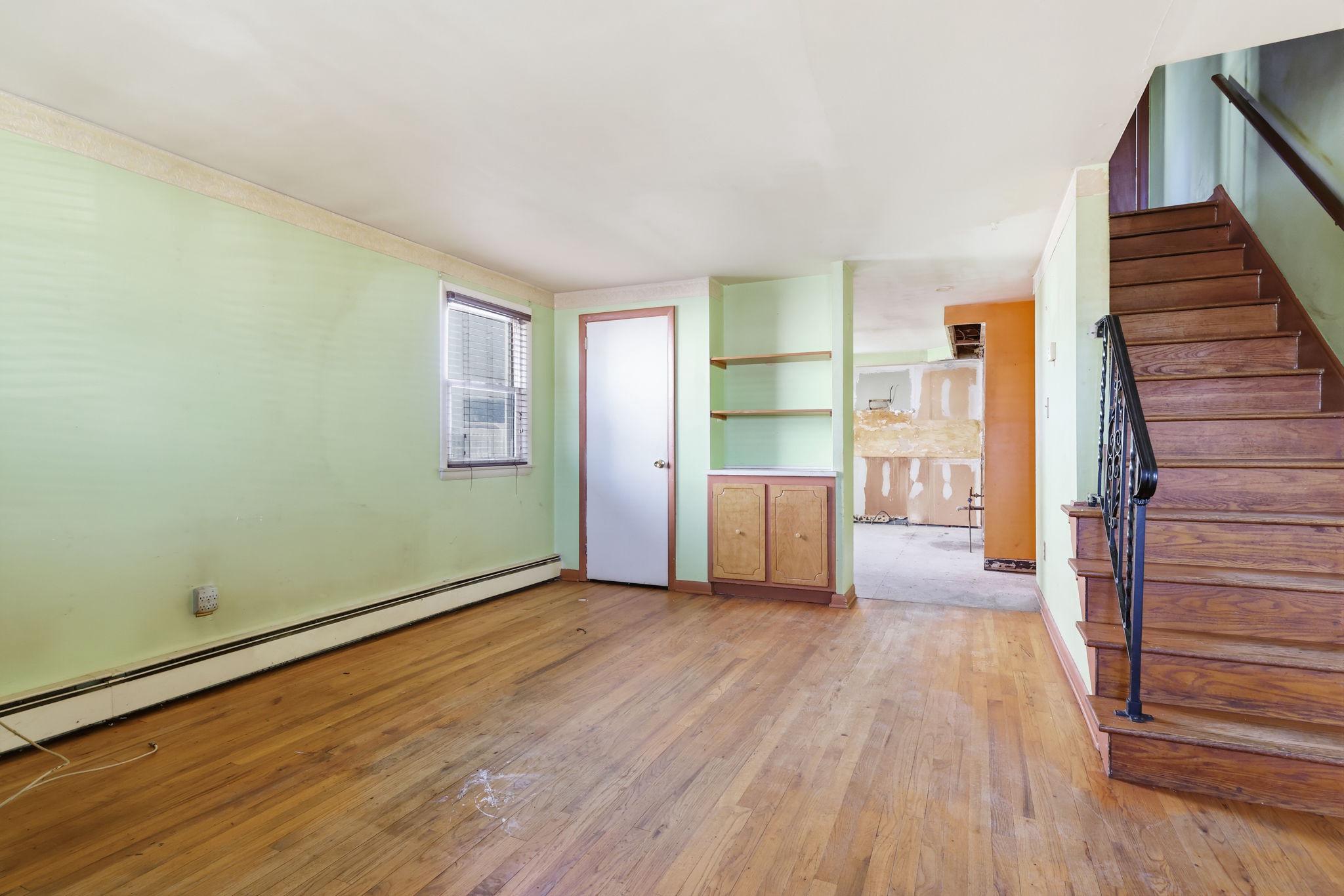 DOYLESTOWN BORO - Residential