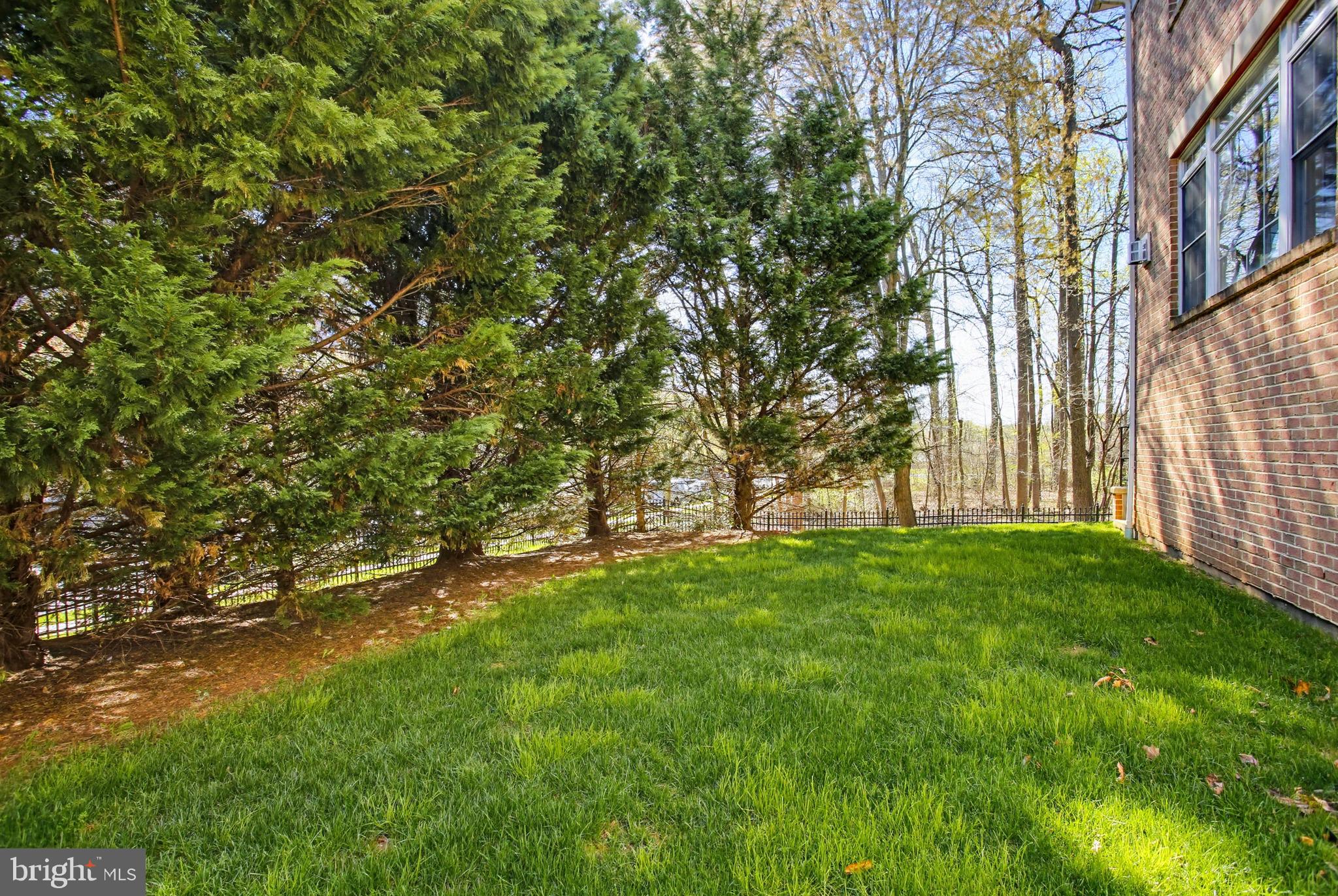 DUNLOY TOWNHOME - Residential