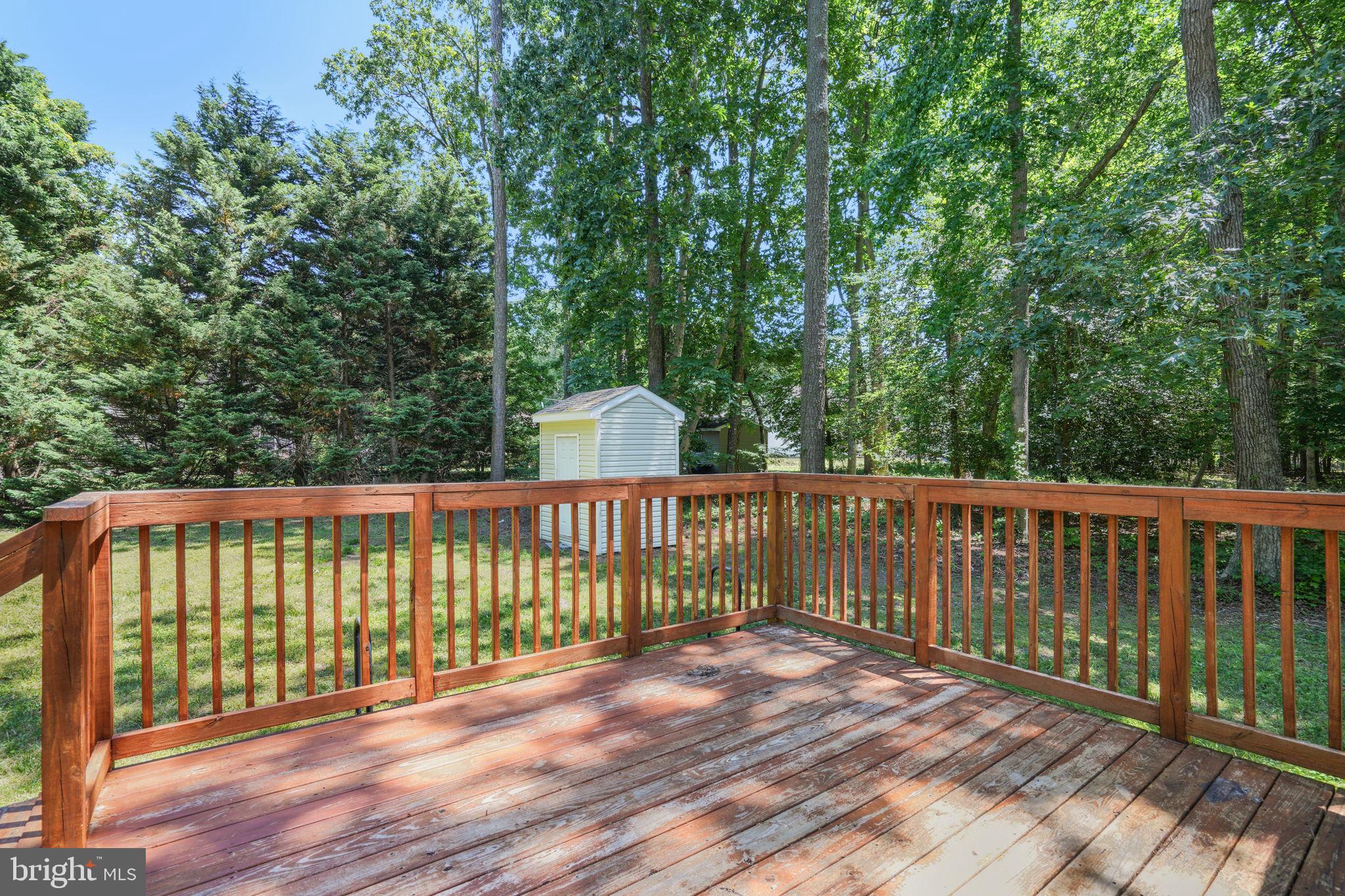 CAPTAIN'S COVE - Residential