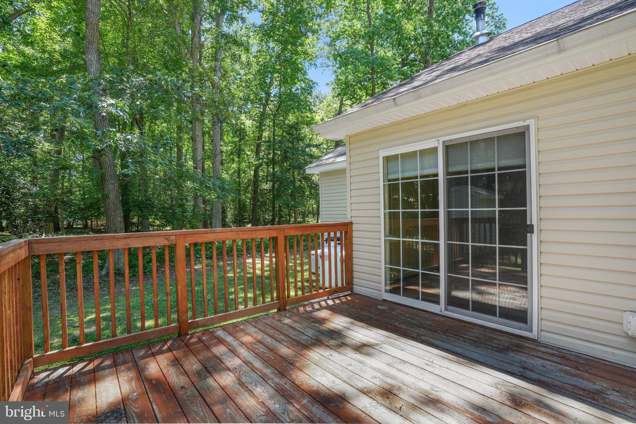 CAPTAIN'S COVE - Residential