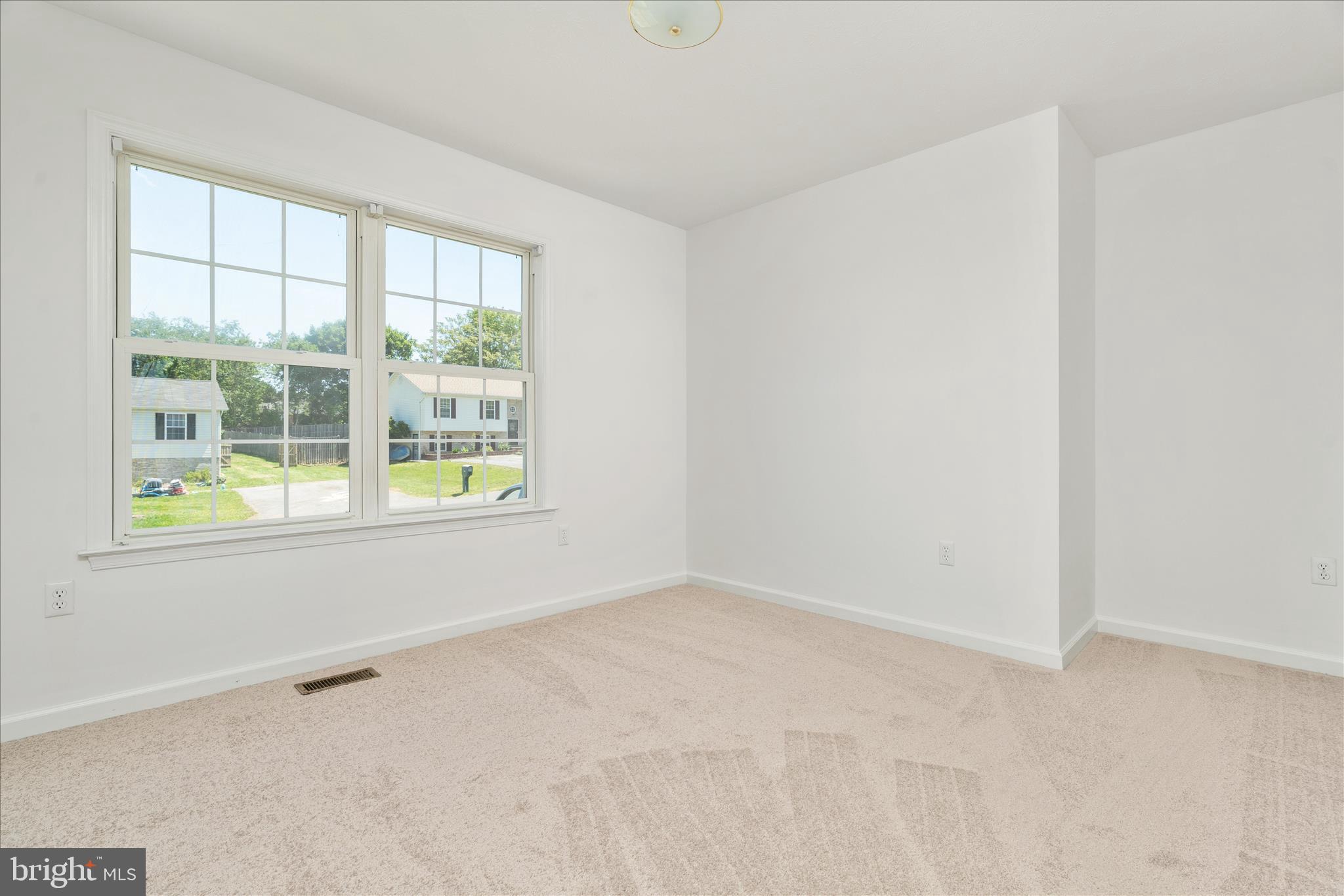 HILLVIEW SUBDIVI - Residential