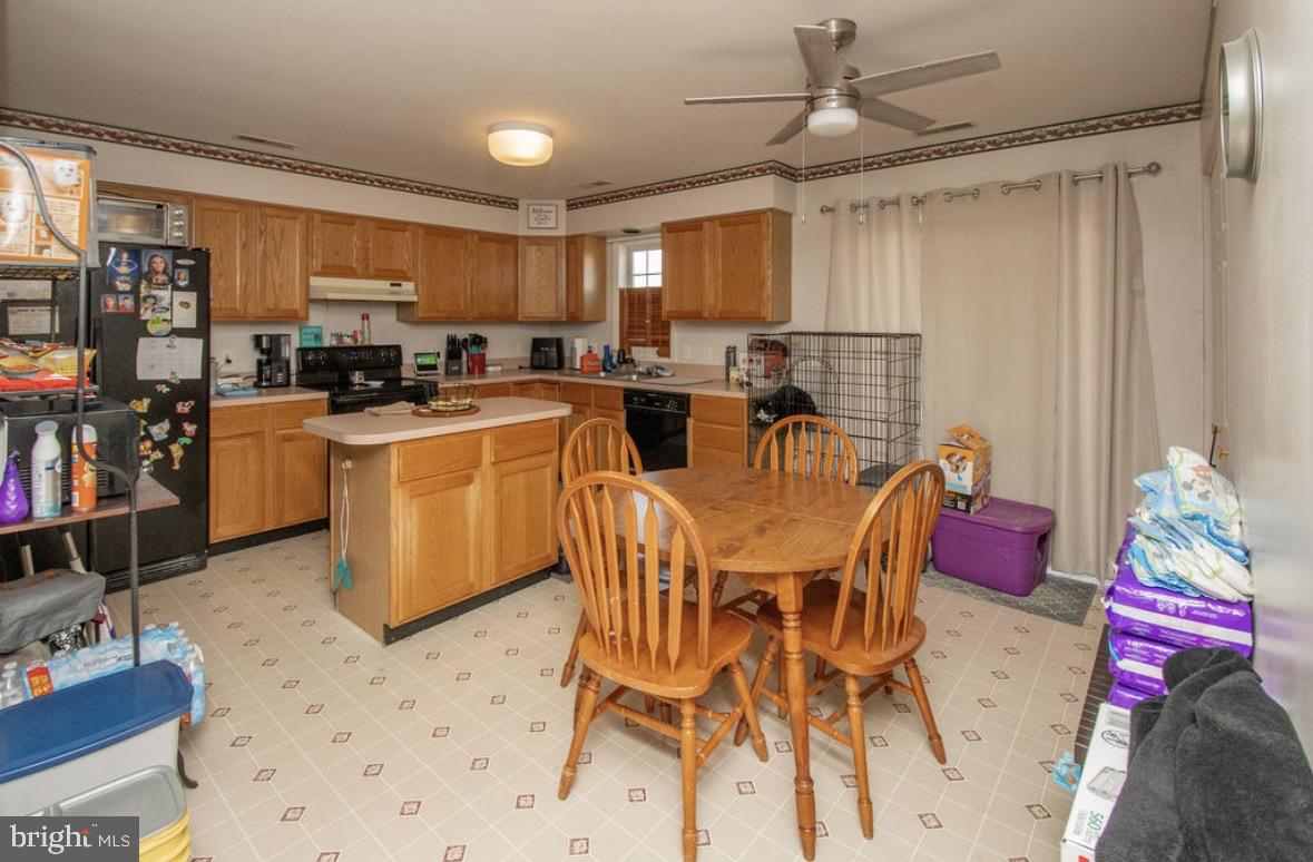 SOMERSET LANDING - Residential