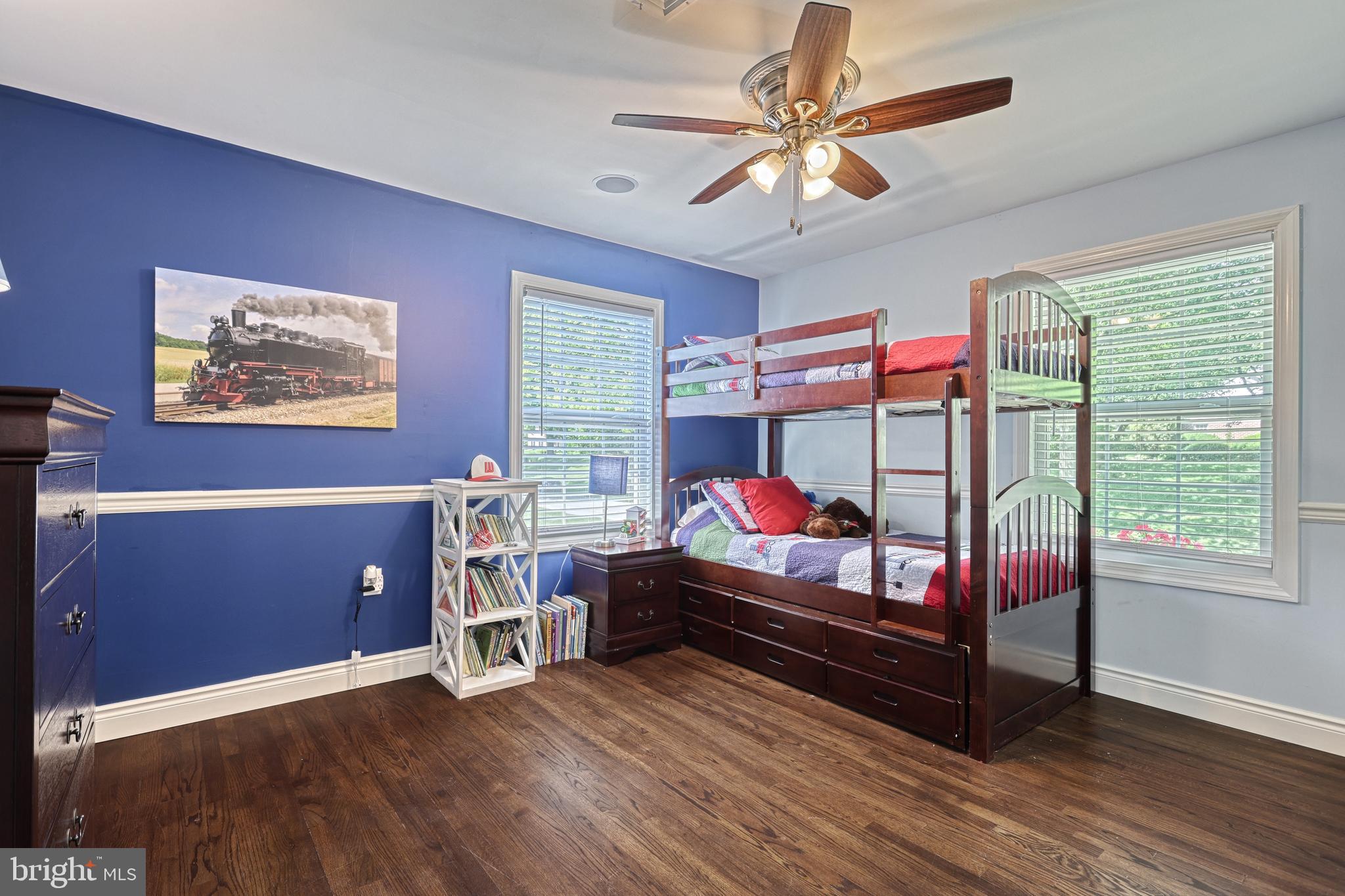 POINT RIDGE FARMS - Residential
