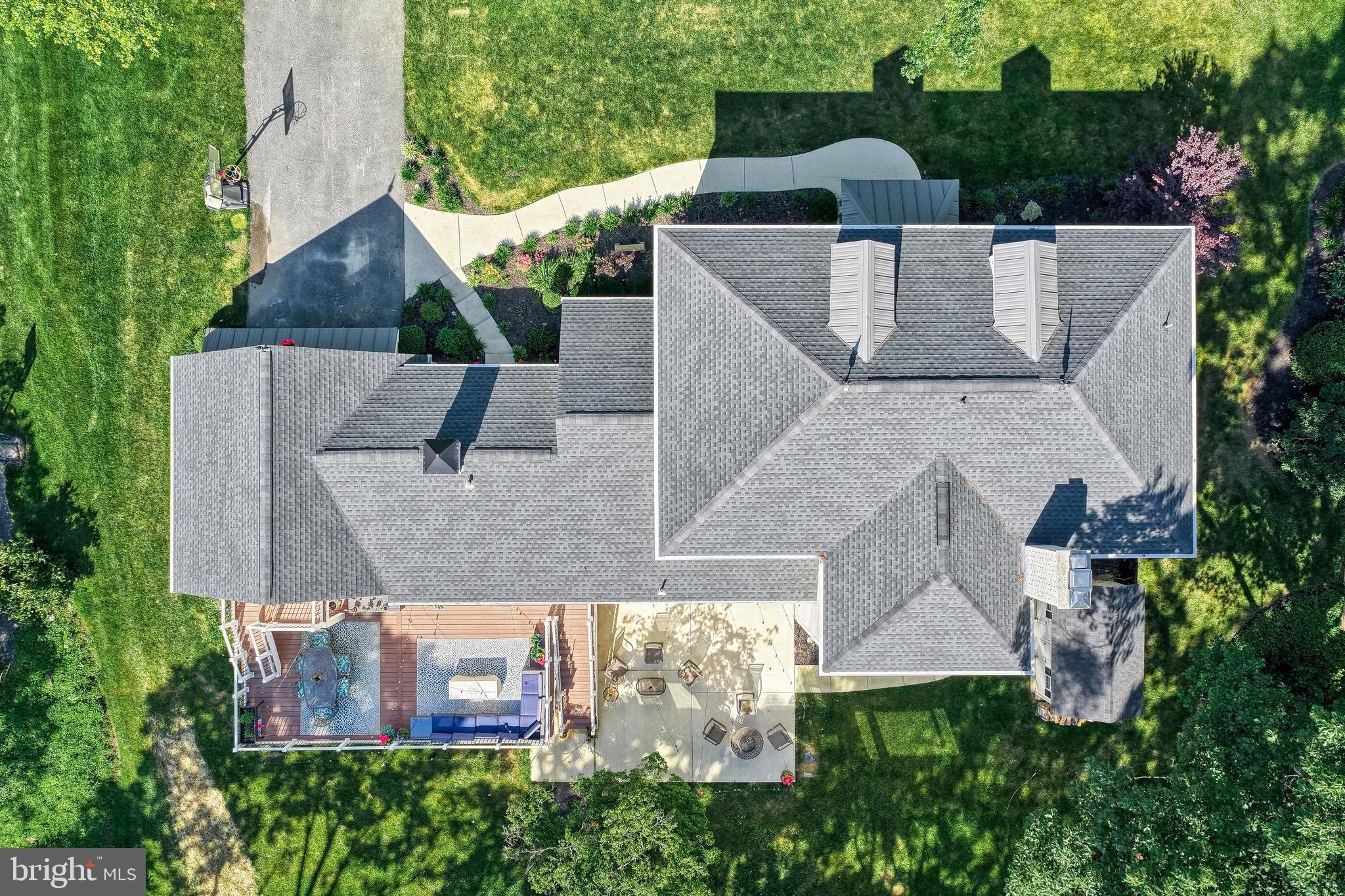 POINT RIDGE FARMS - Residential