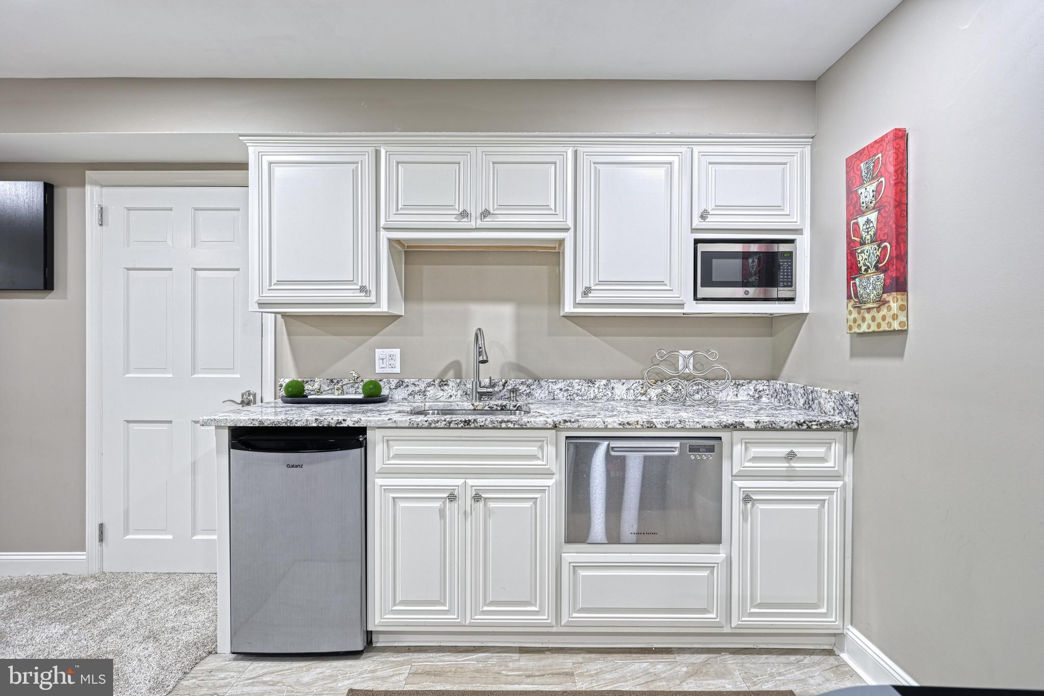 POINT RIDGE FARMS - Residential