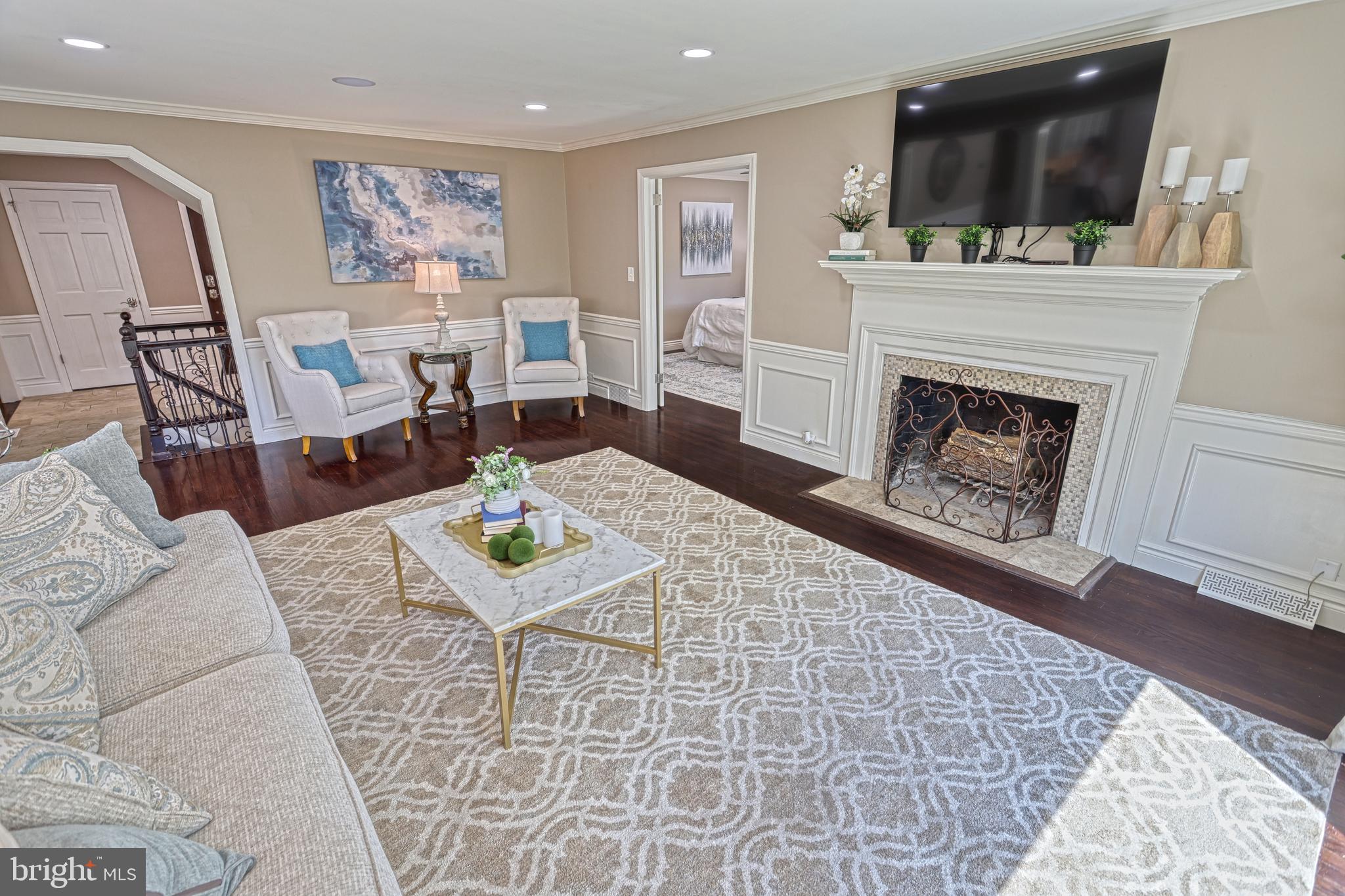 POINT RIDGE FARMS - Residential