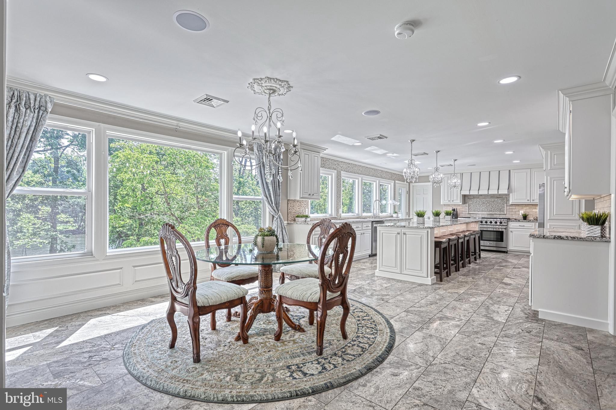 POINT RIDGE FARMS - Residential