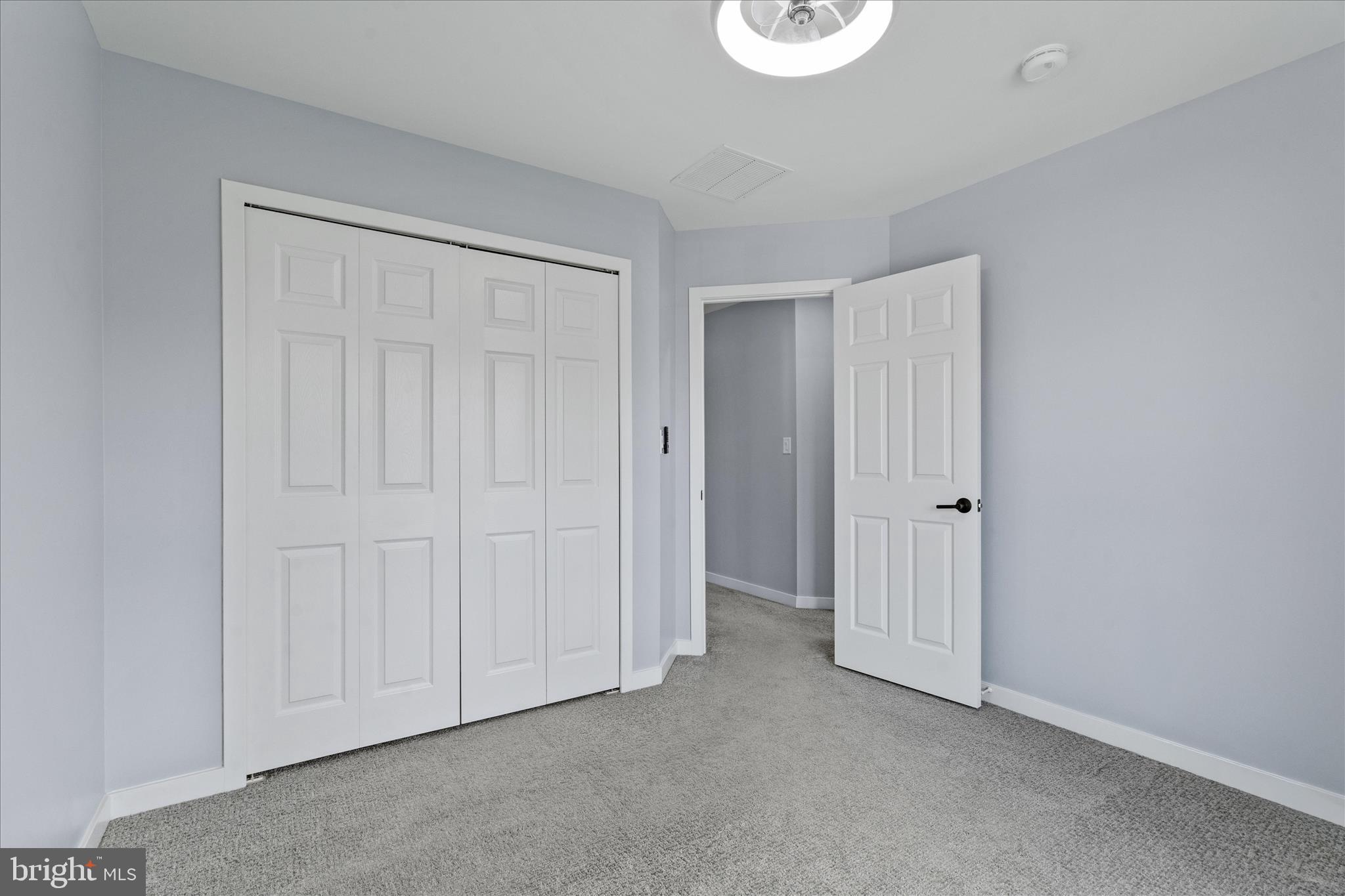 THE MEADOW AT NEW MARKET - Residential