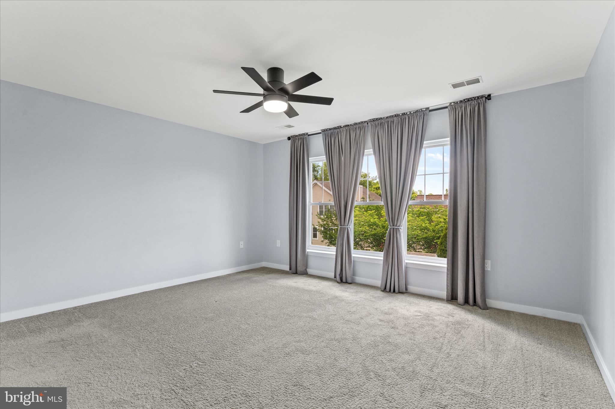 THE MEADOW AT NEW MARKET - Residential