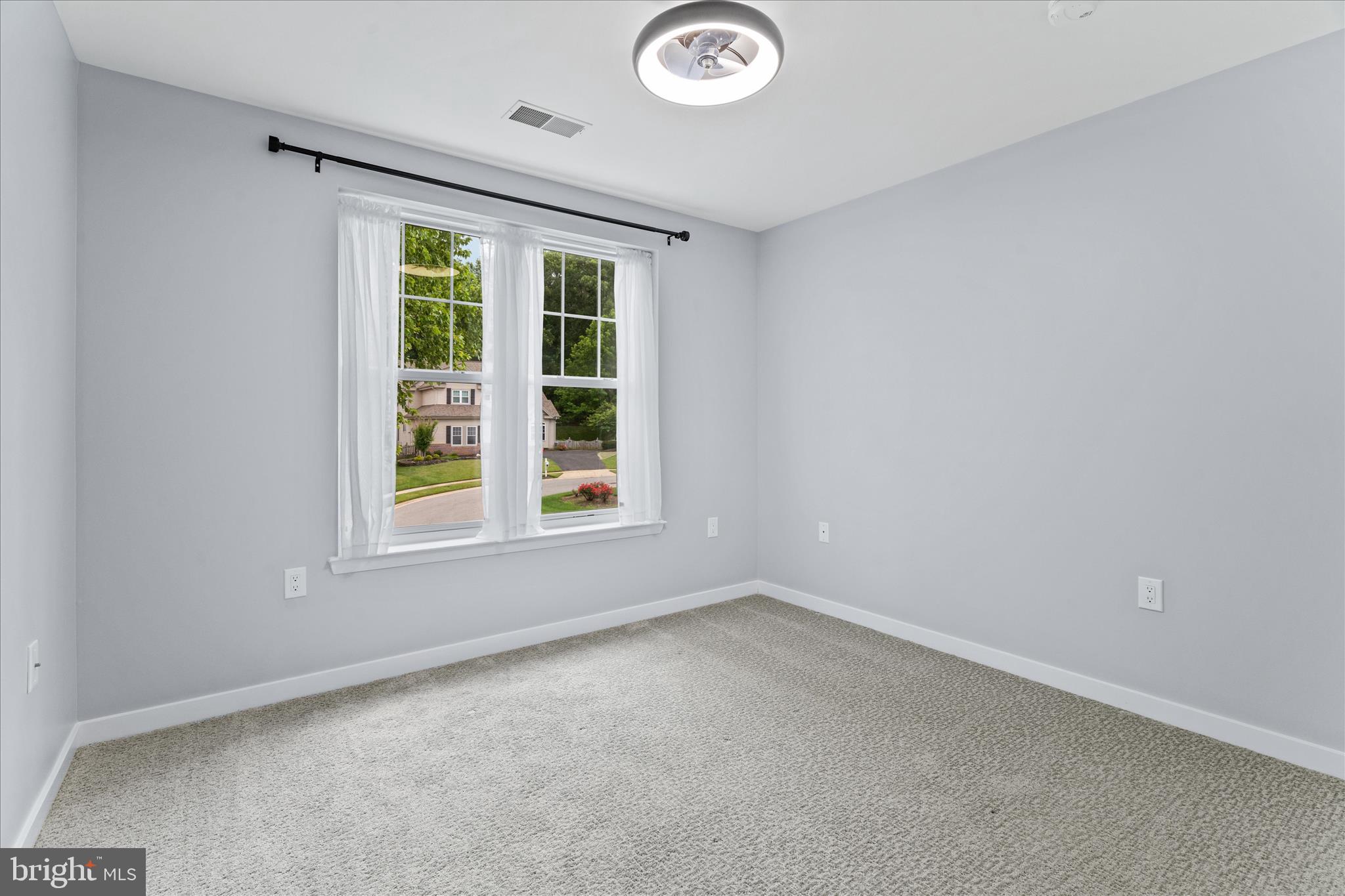 THE MEADOW AT NEW MARKET - Residential