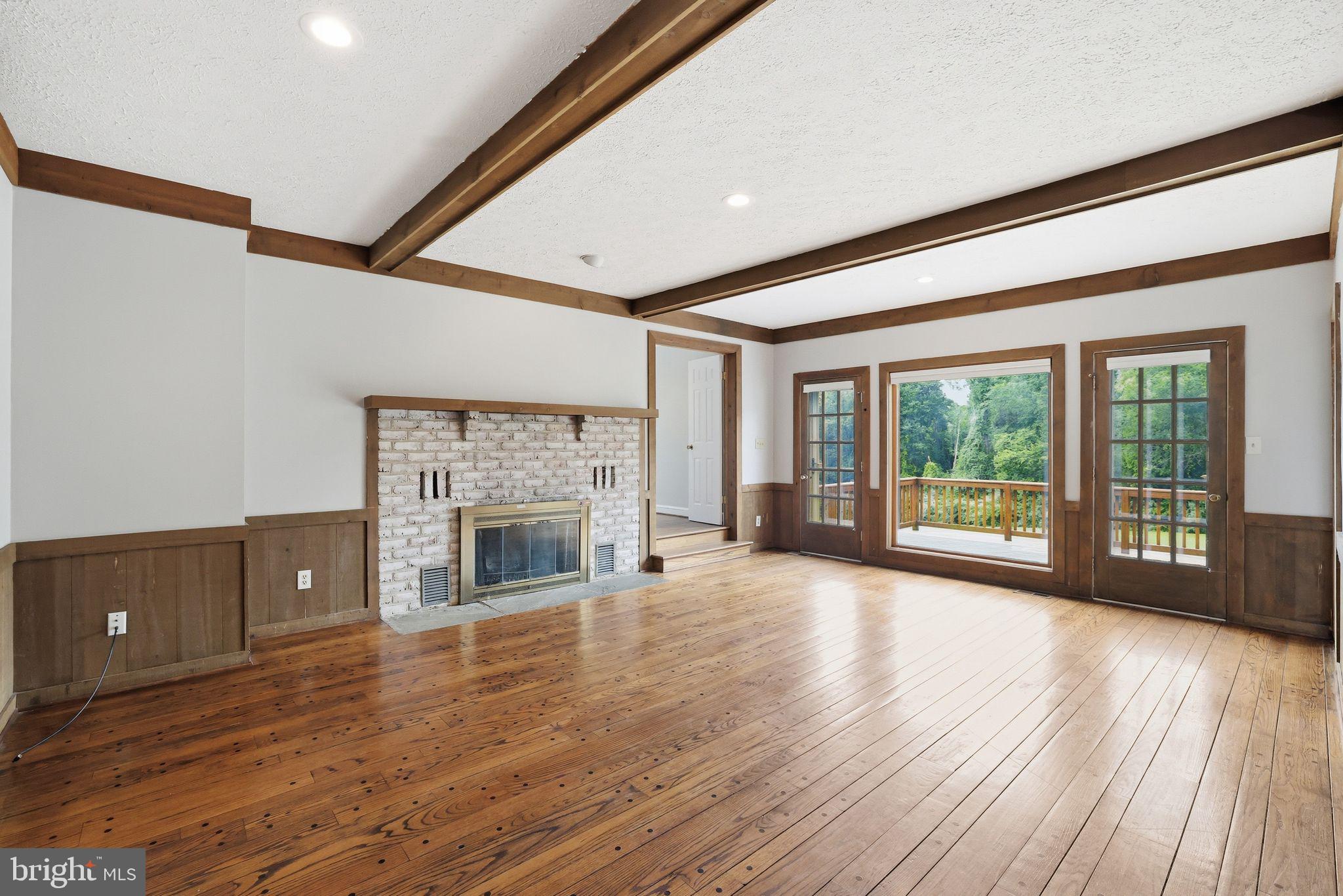 HARVEST HUNT FARM - Residential