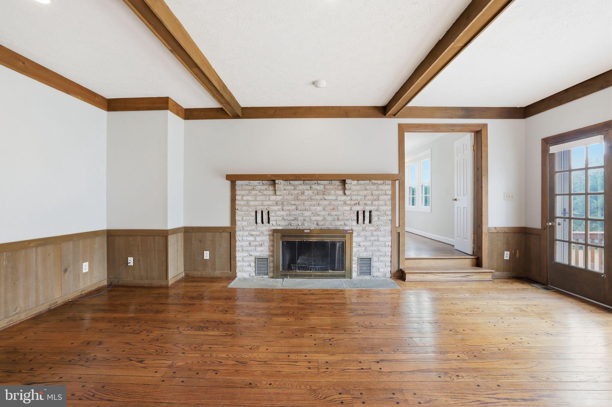 HARVEST HUNT FARM - Residential