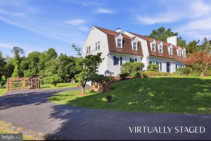 HARVEST HUNT FARM - Residential