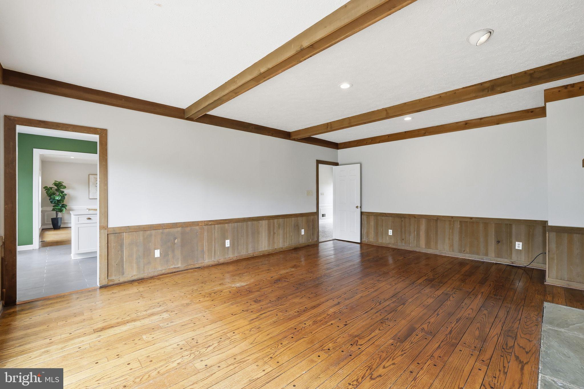HARVEST HUNT FARM - Residential