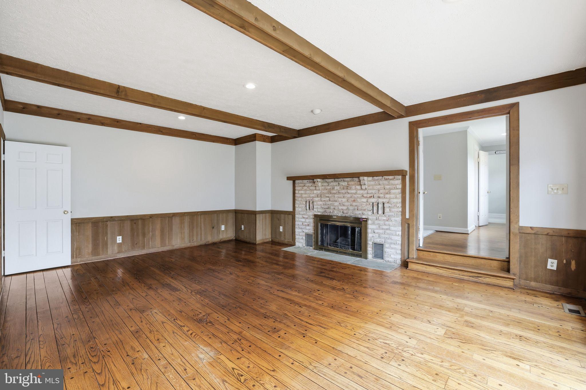 HARVEST HUNT FARM - Residential