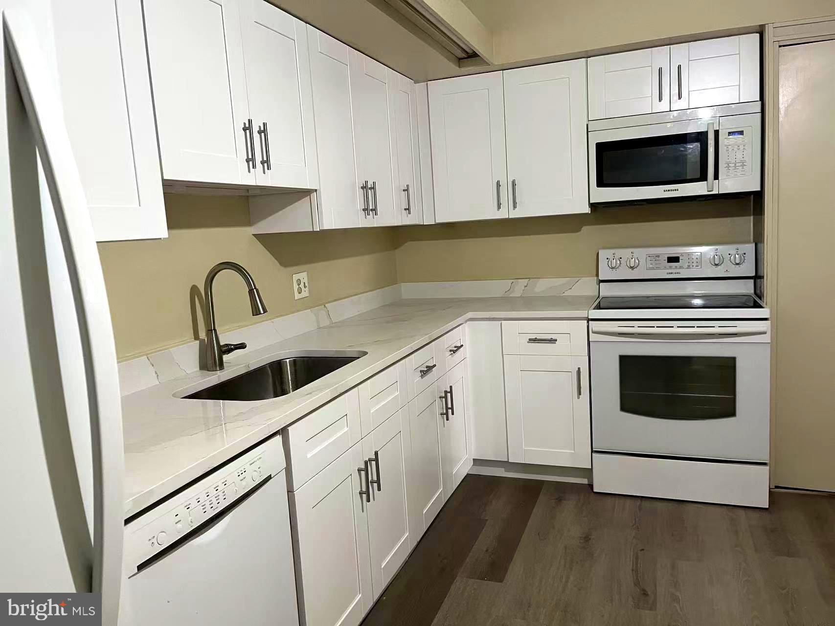 STEVENSON VILLAGE - Residential