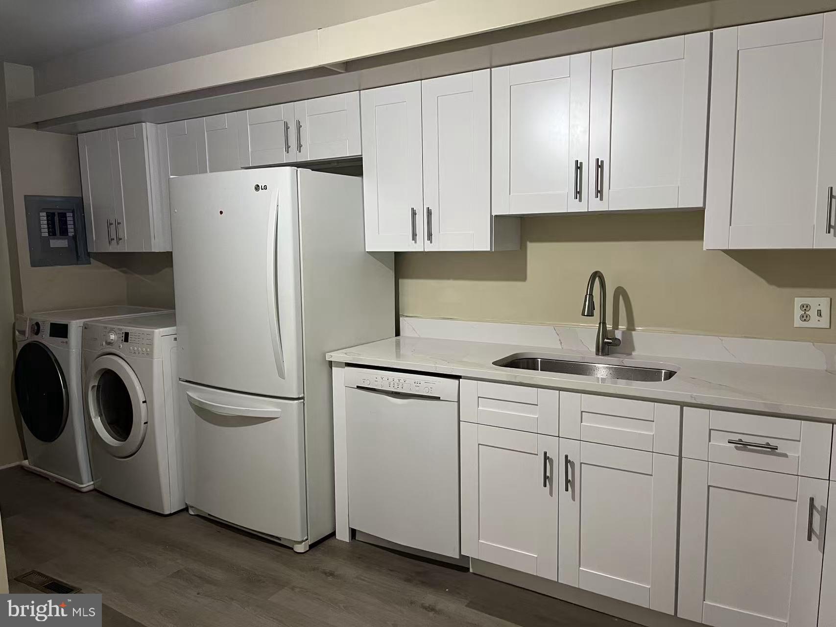 STEVENSON VILLAGE - Residential
