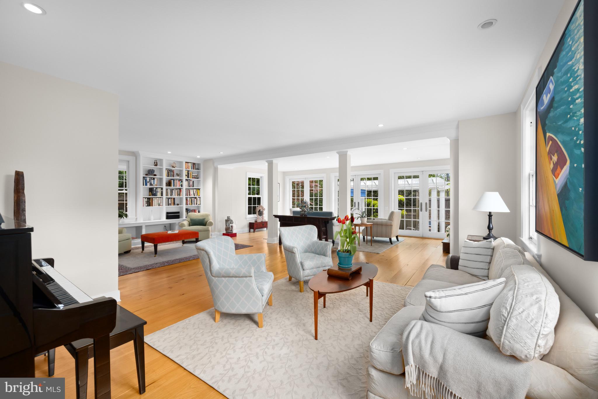 CLEVELAND PARK - Residential