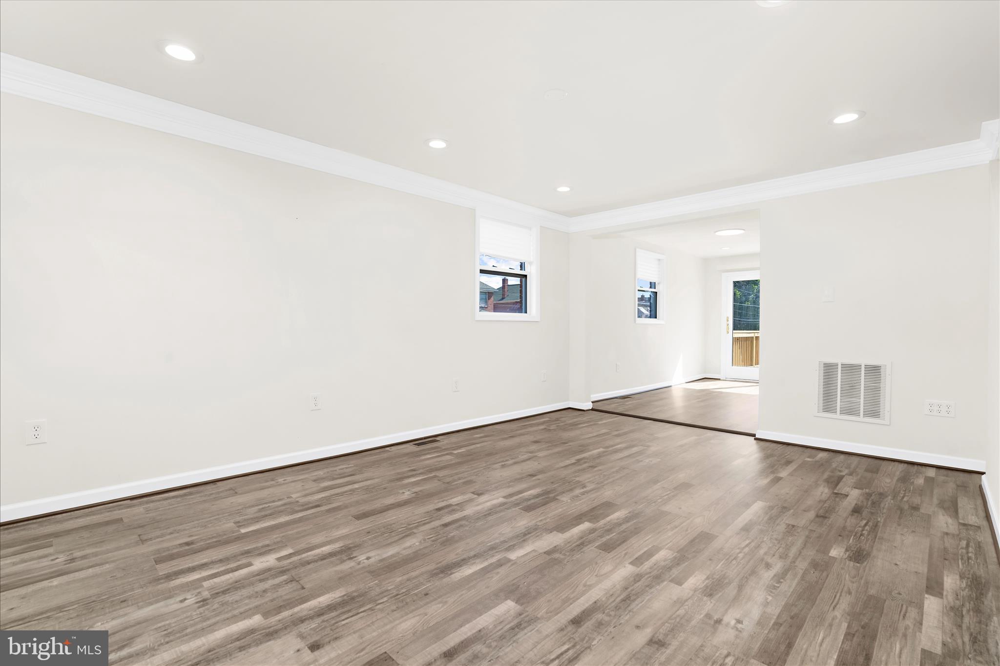 SOUTHBROOK - Residential