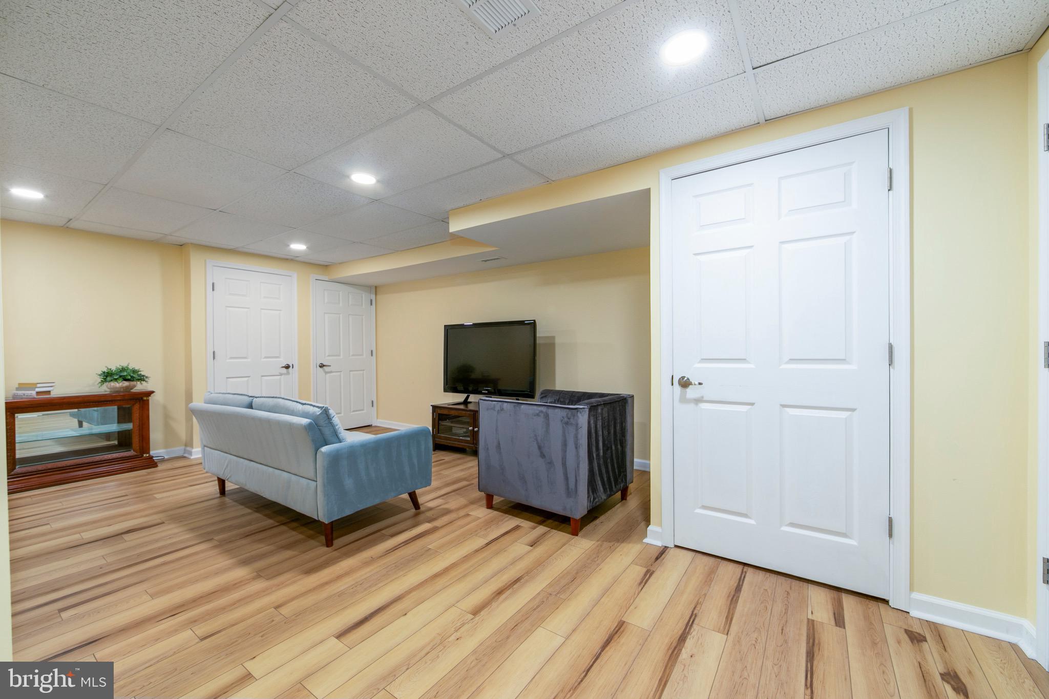 LIONGATE - Residential