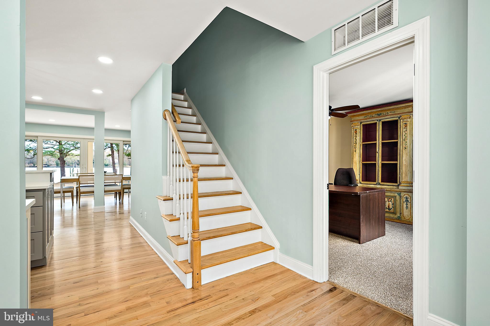 MALLARD POINT - Residential
