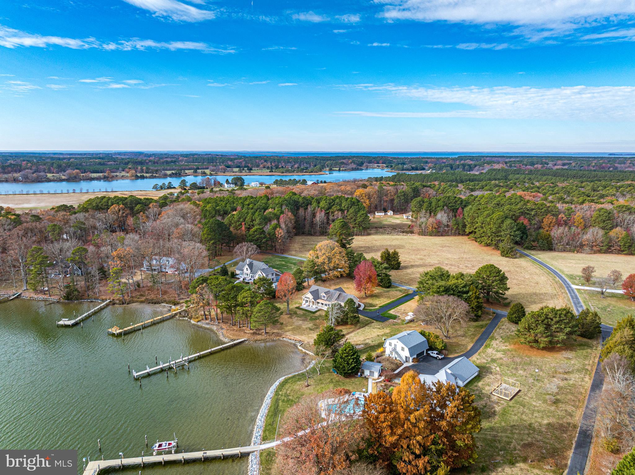 MALLARD POINT - Residential