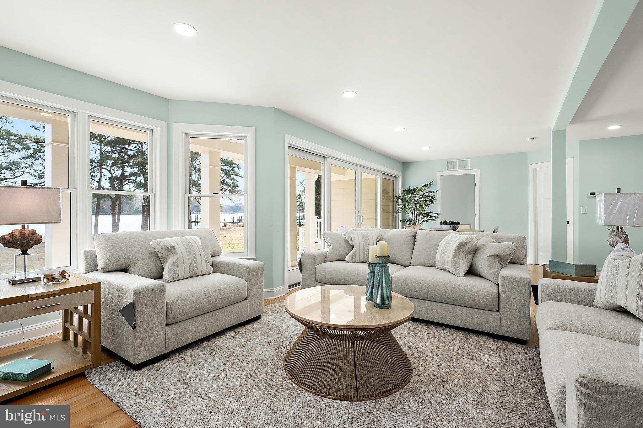 MALLARD POINT - Residential