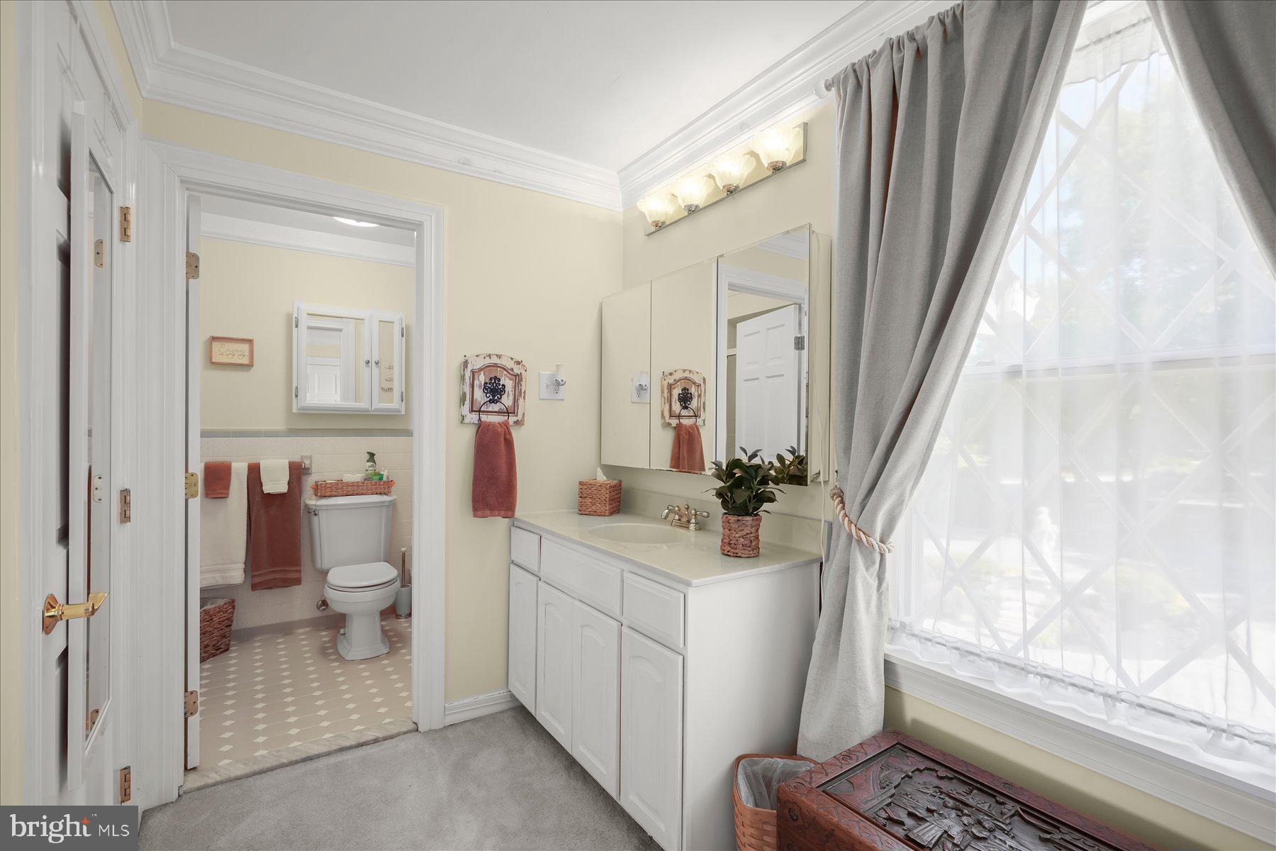 LOCUST GROVE ESTATES SUB - Residential