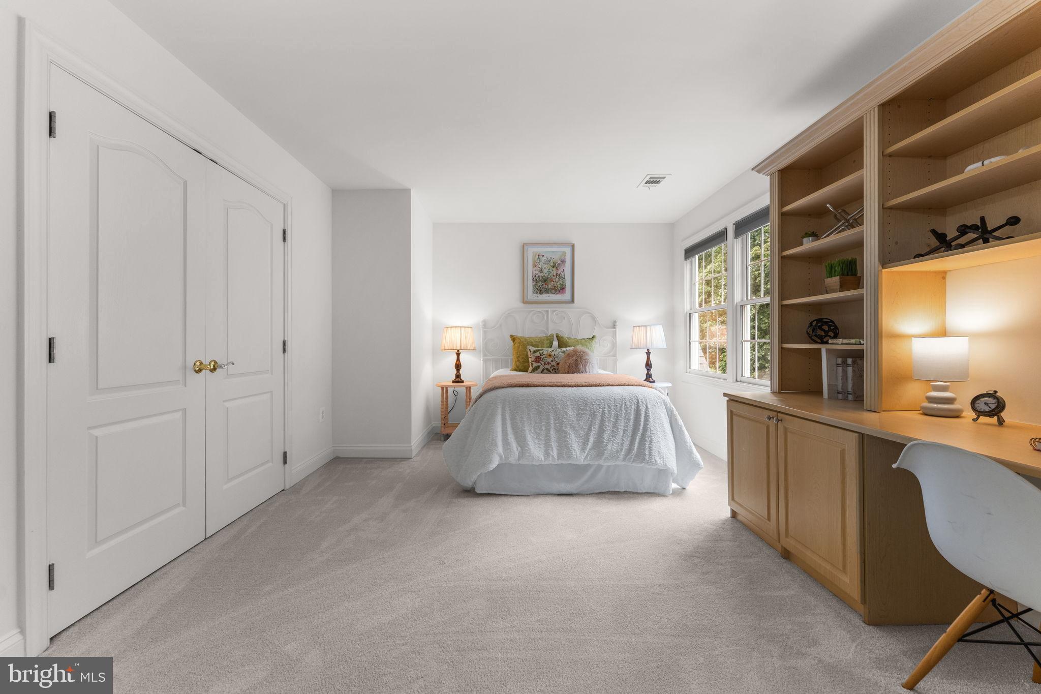 OAK HILL RESERVE - Residential