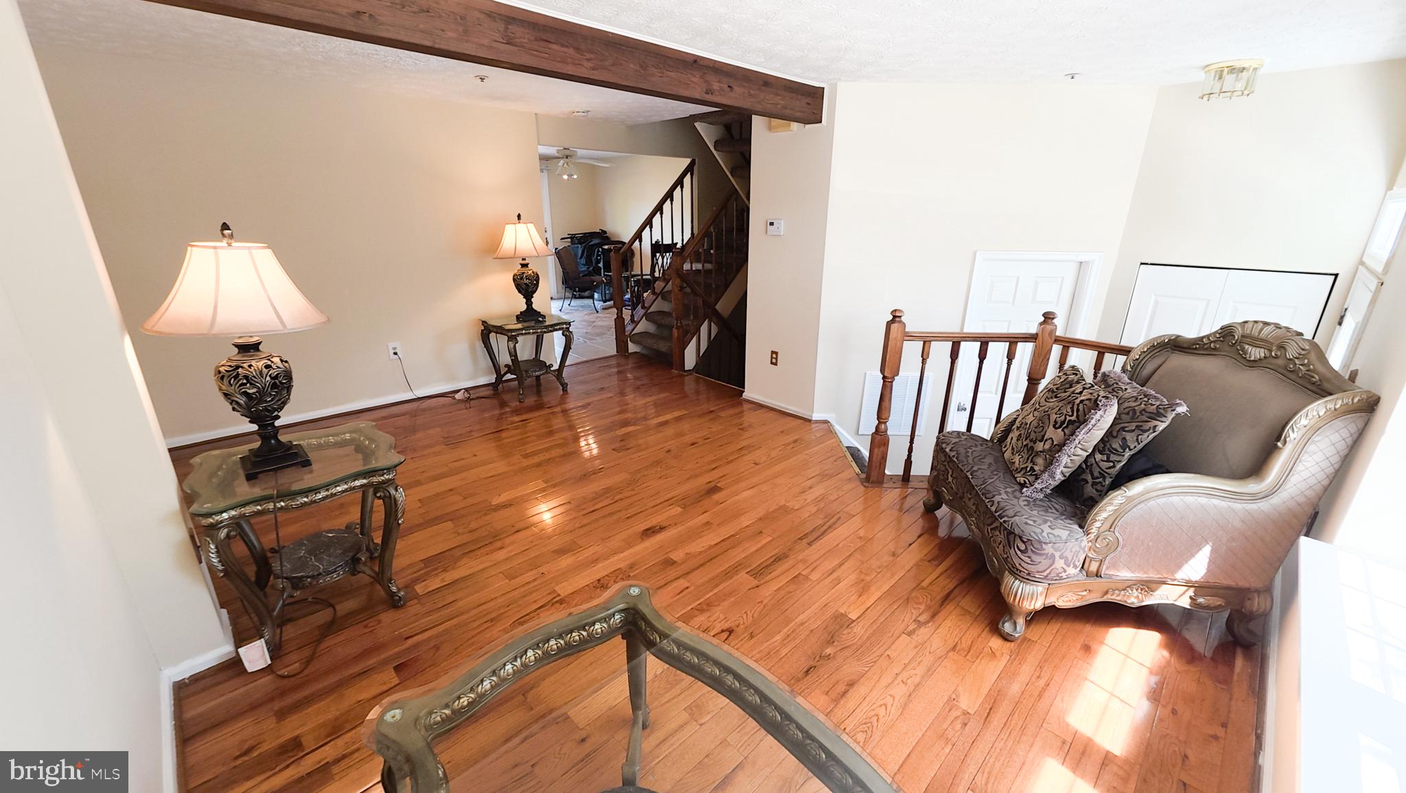 INDIAN CREEK - Residential