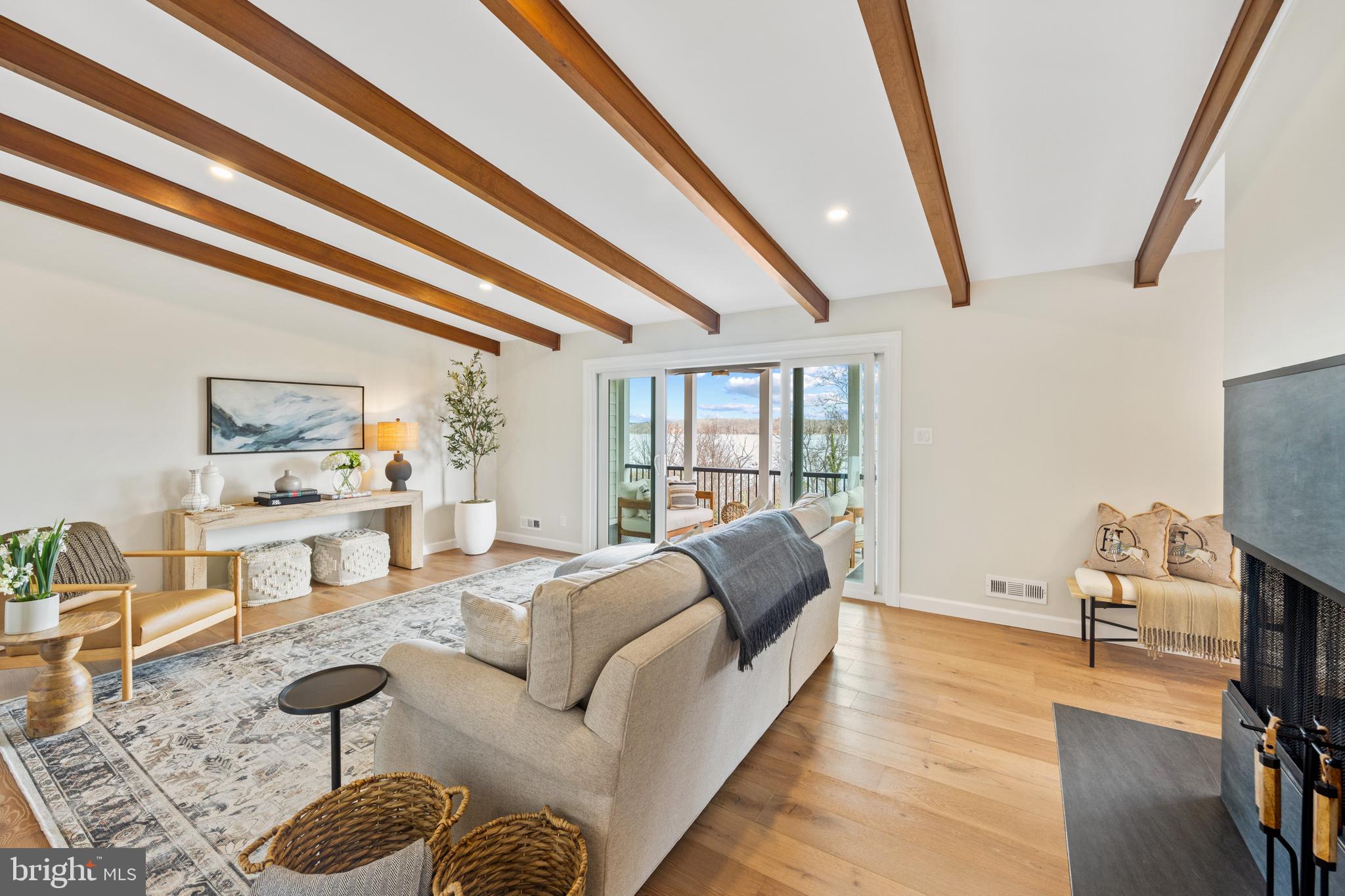 VILLAMAY - Residential