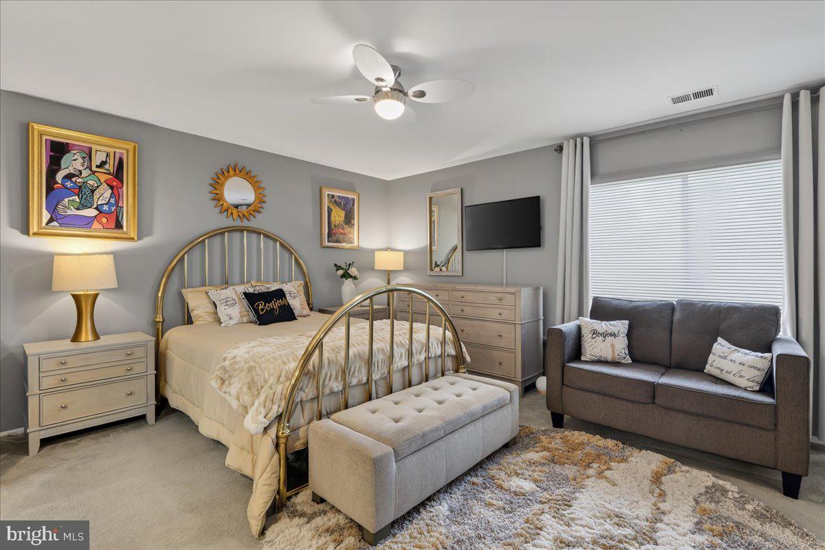 SOUTHERN GROVE - Residential