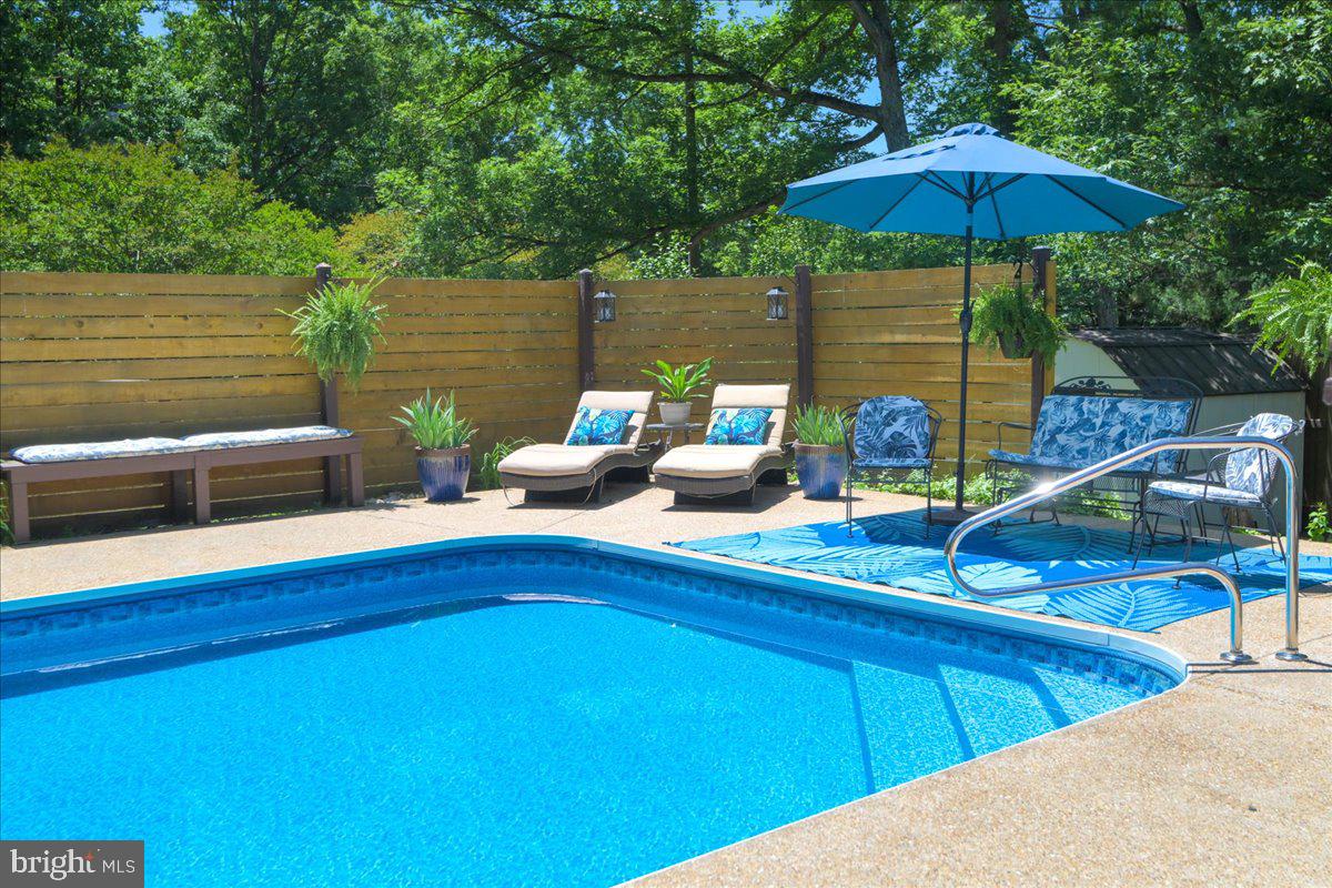 SOUTHERN GROVE - Residential