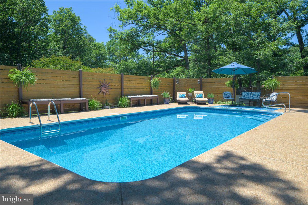 SOUTHERN GROVE - Residential