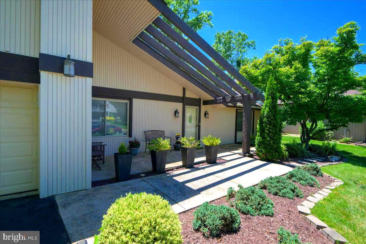 SOUTHERN GROVE - Residential