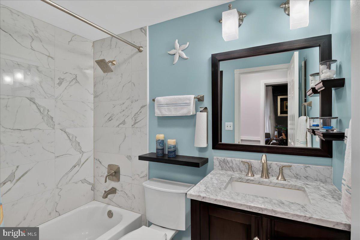 SOUTHERN GROVE - Residential