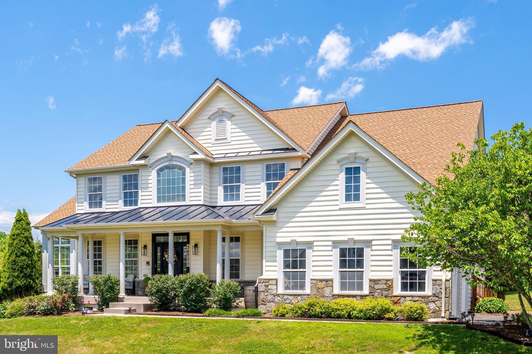 DUTCHMANS CREEK HAMLET - Residential