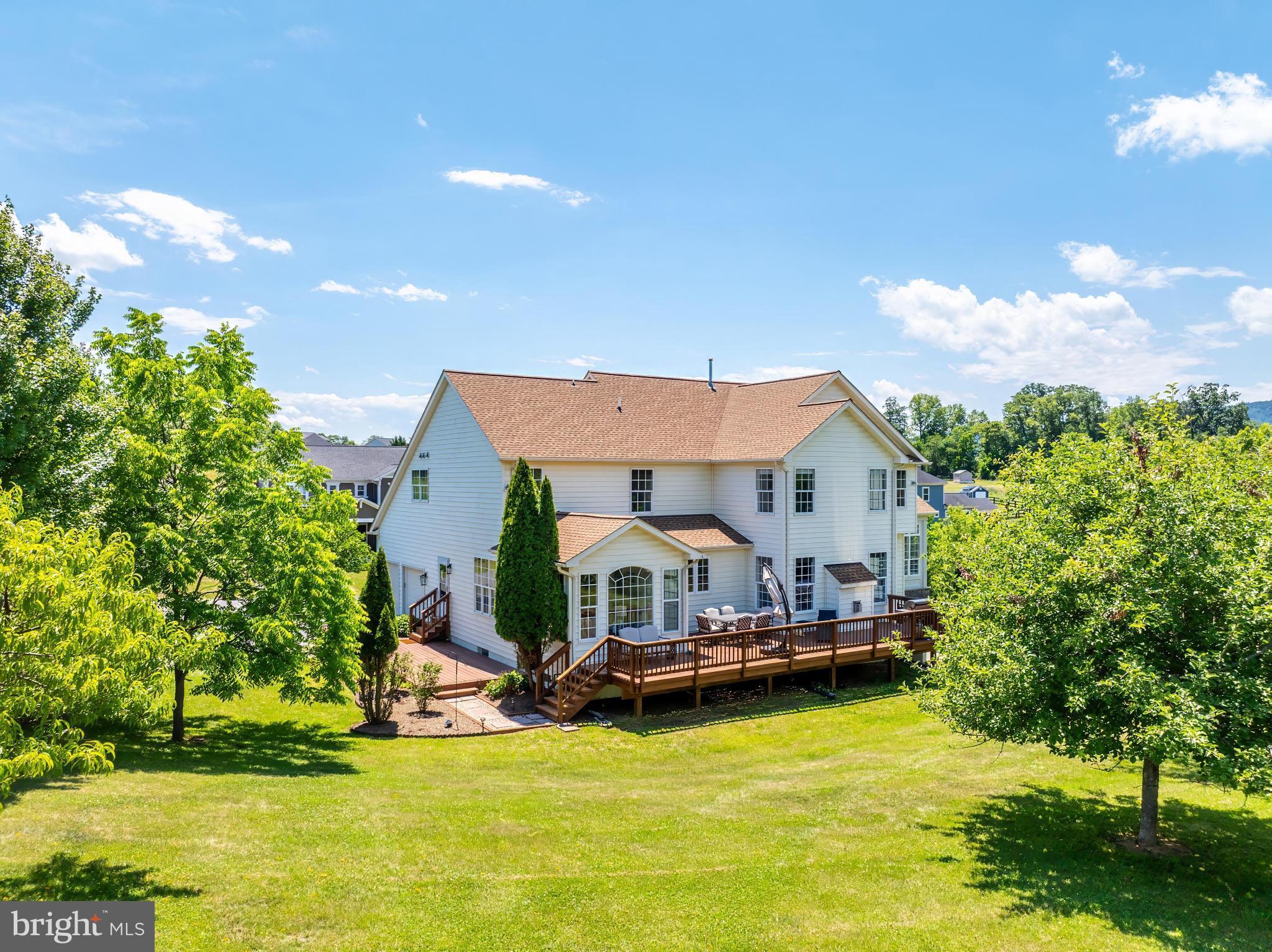 DUTCHMANS CREEK HAMLET - Residential