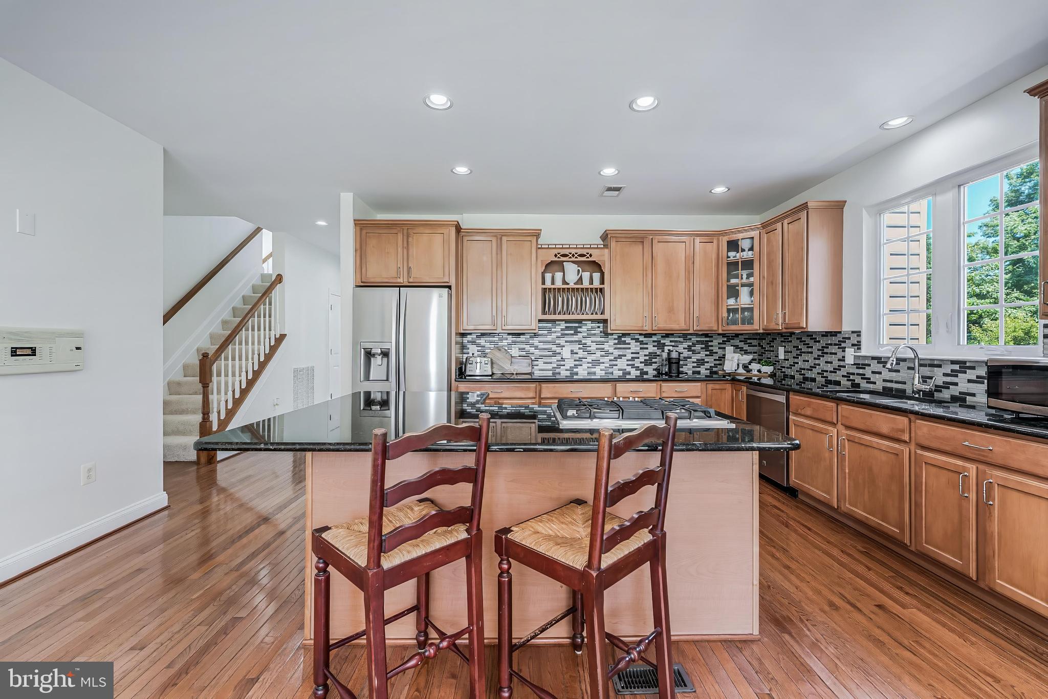 DUTCHMANS CREEK HAMLET - Residential