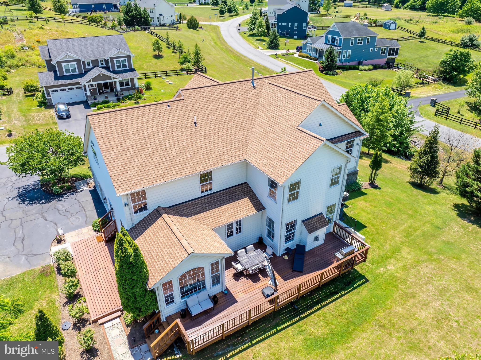 DUTCHMANS CREEK HAMLET - Residential