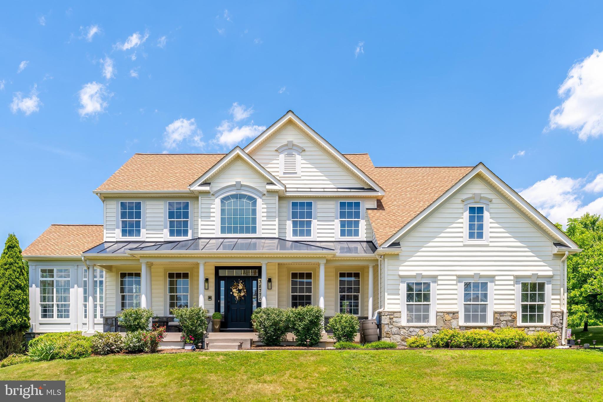 DUTCHMANS CREEK HAMLET - Residential