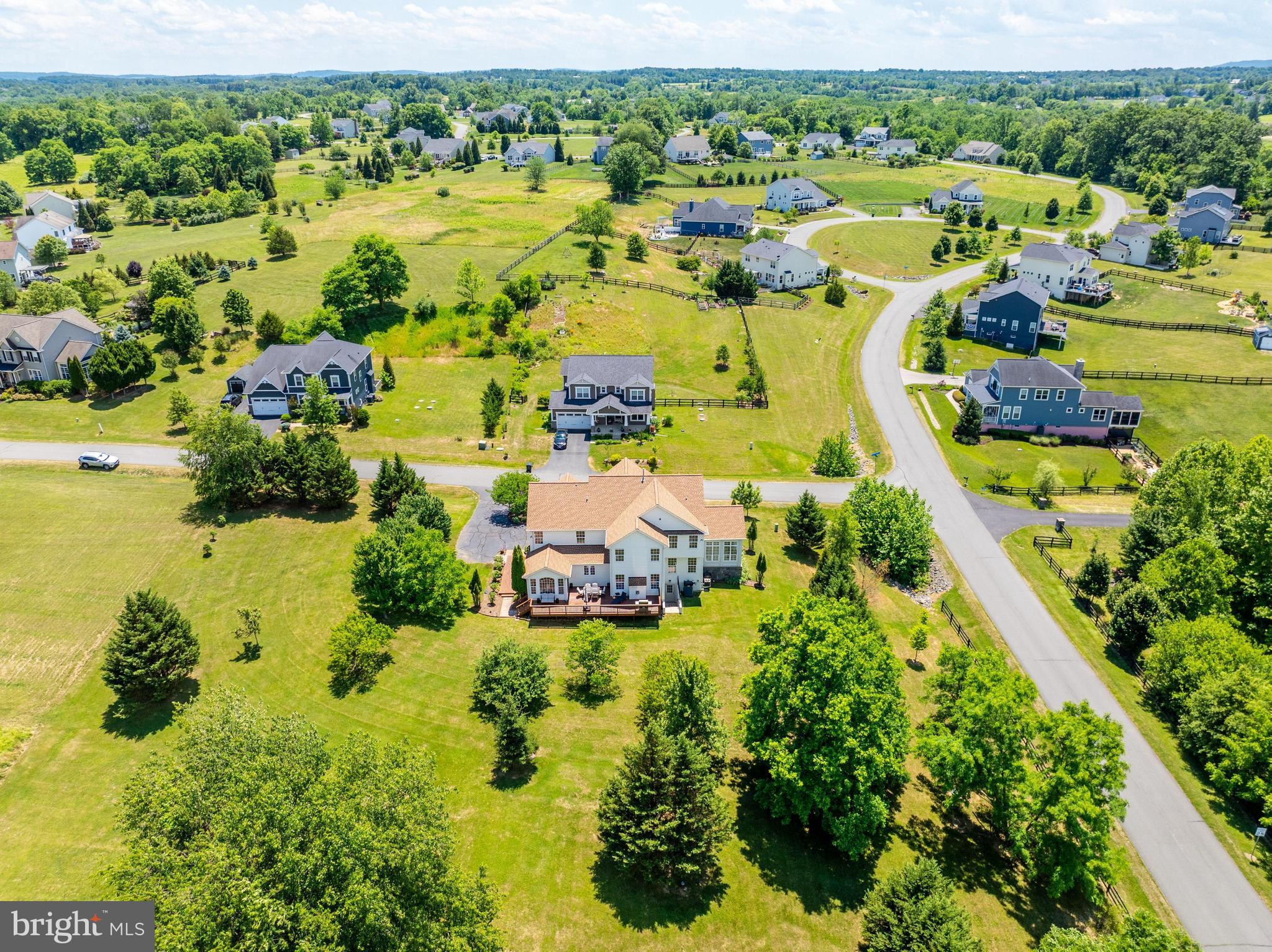 DUTCHMANS CREEK HAMLET - Residential
