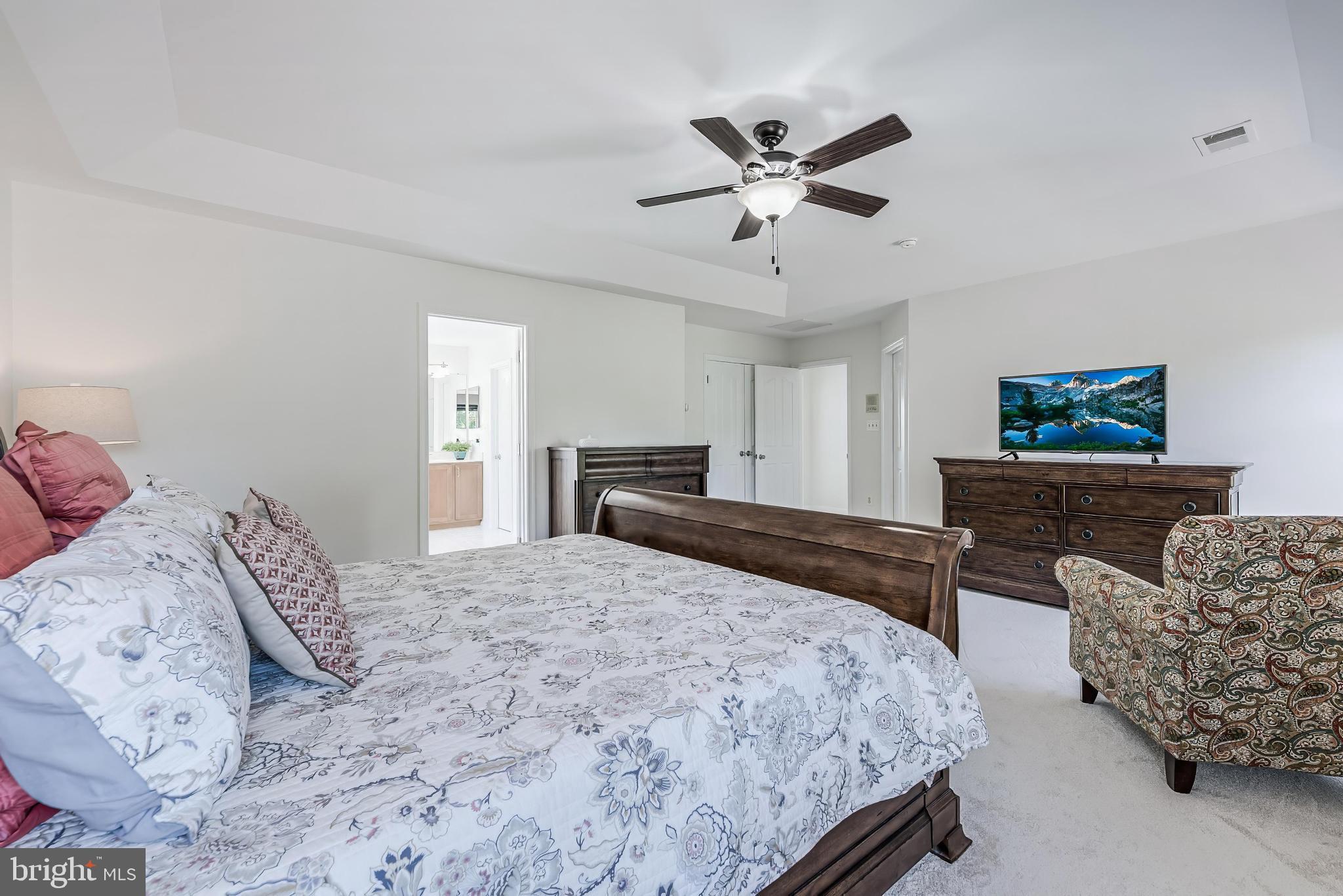 DUTCHMANS CREEK HAMLET - Residential
