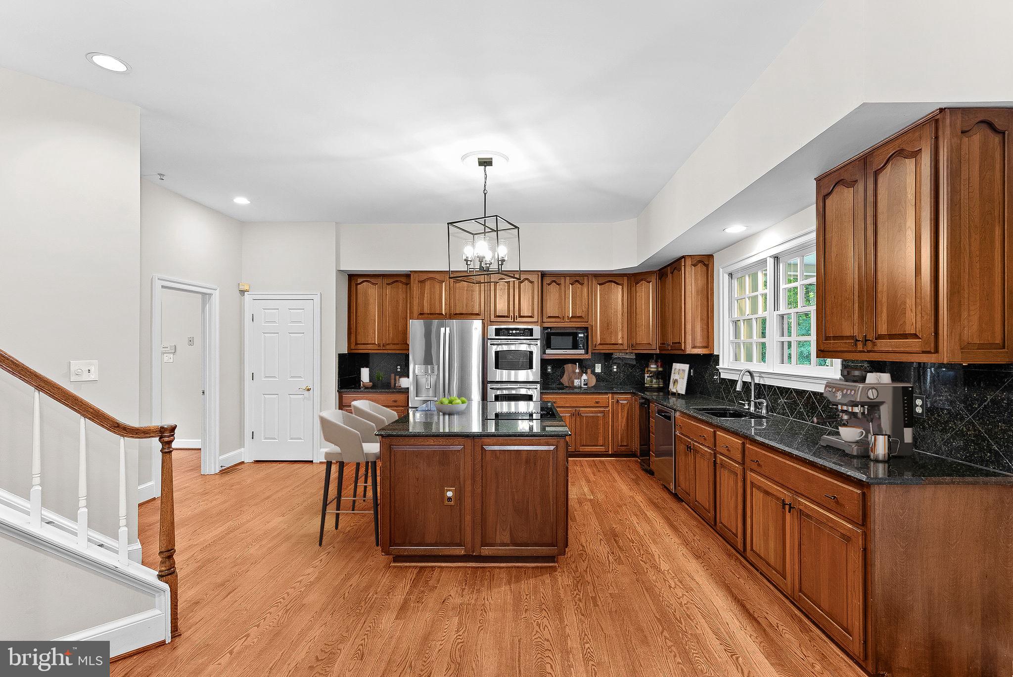 FALCON RIDGE - Residential