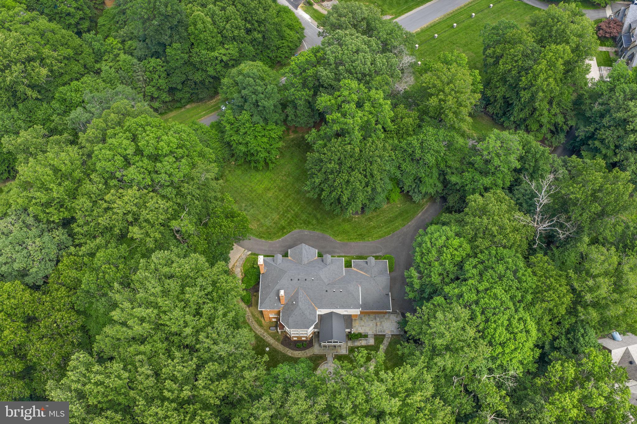 FALCON RIDGE - Residential