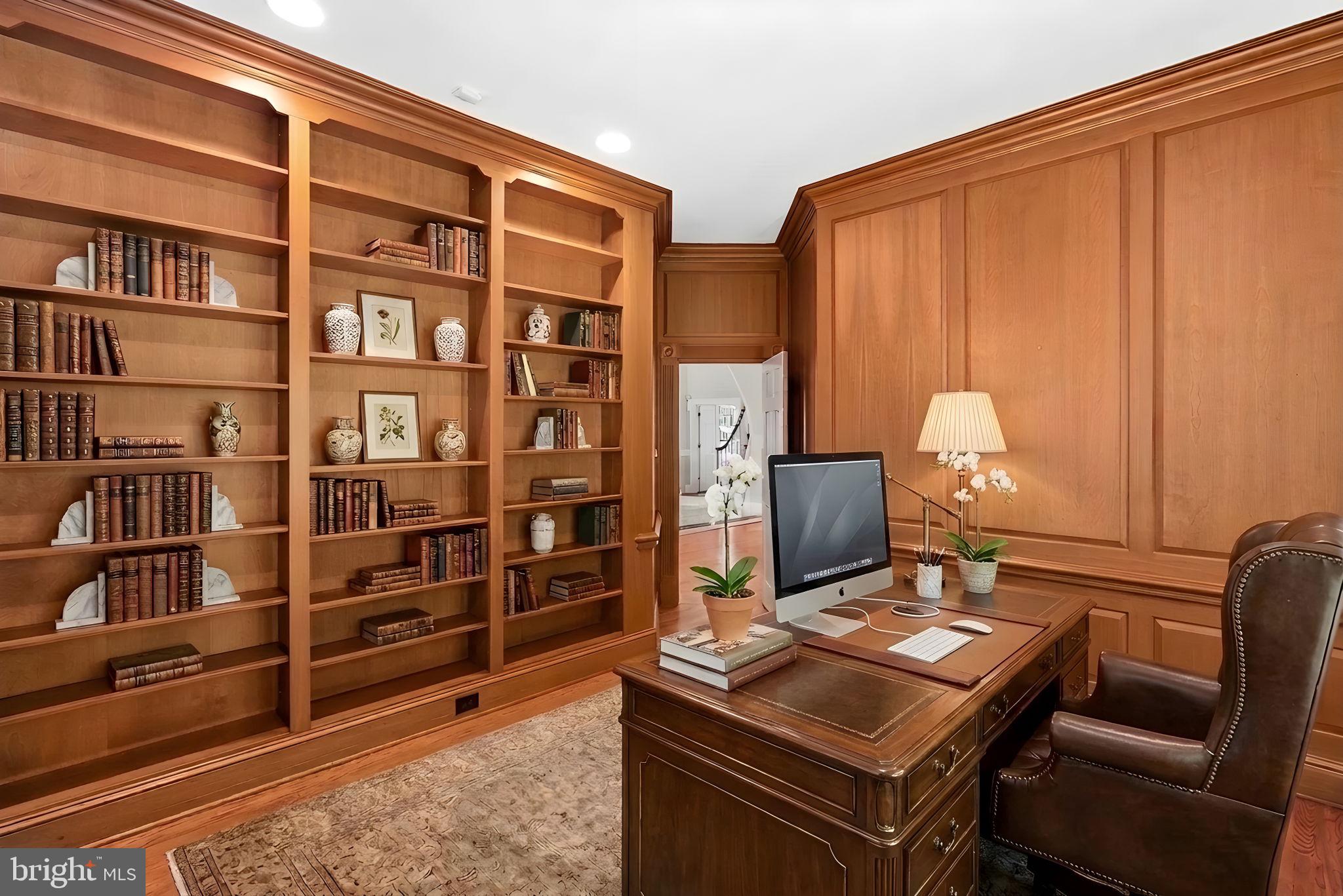 FALCON RIDGE - Residential