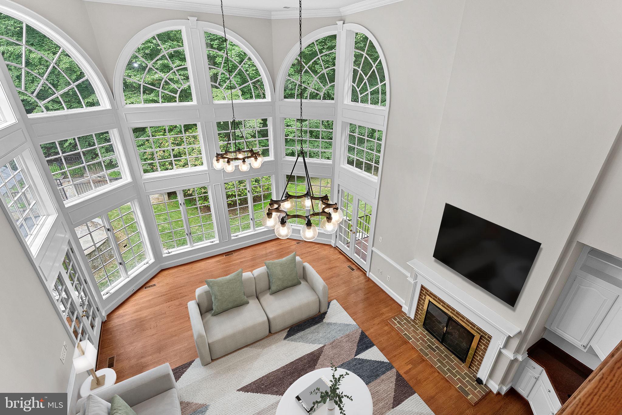 FALCON RIDGE - Residential
