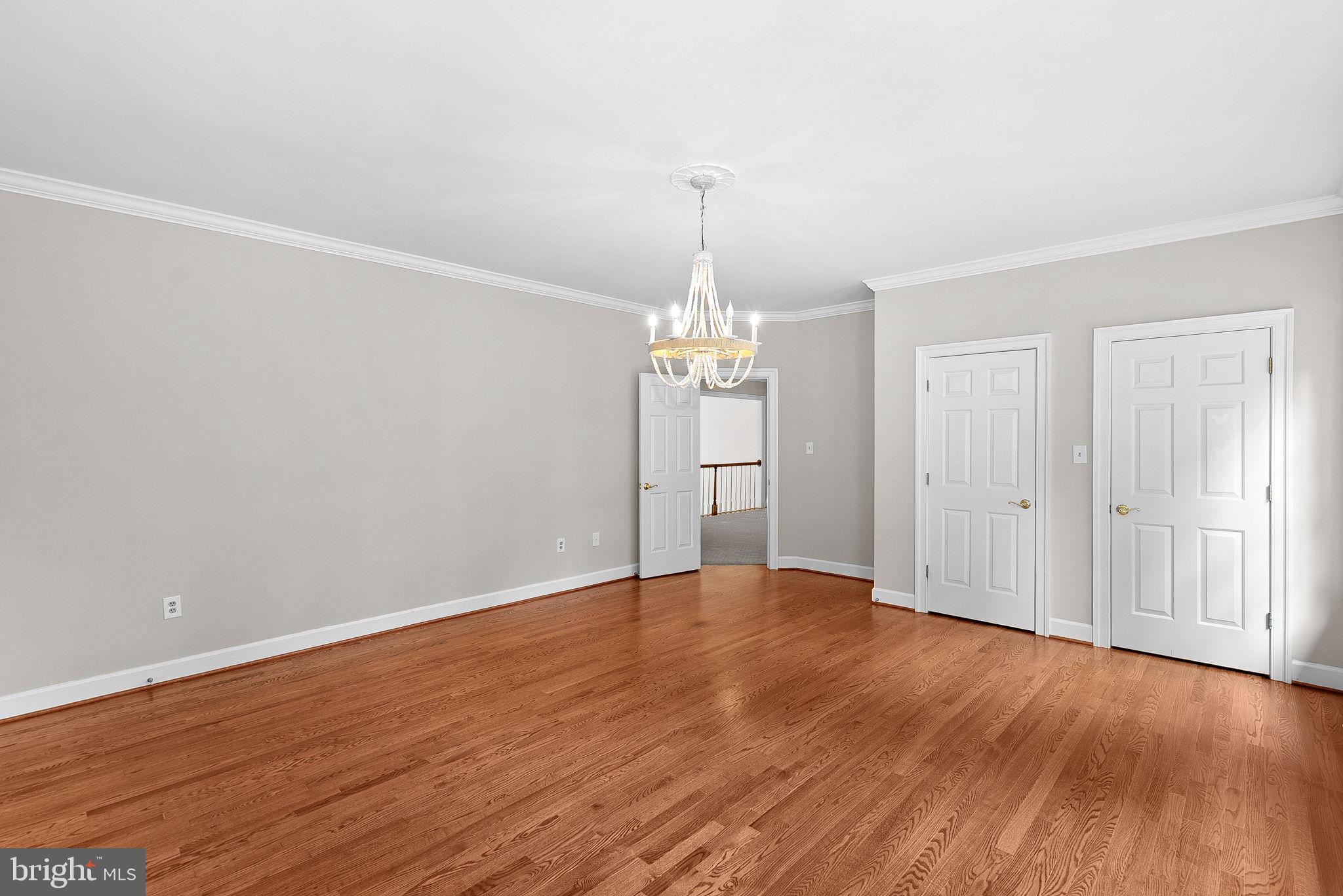 FALCON RIDGE - Residential