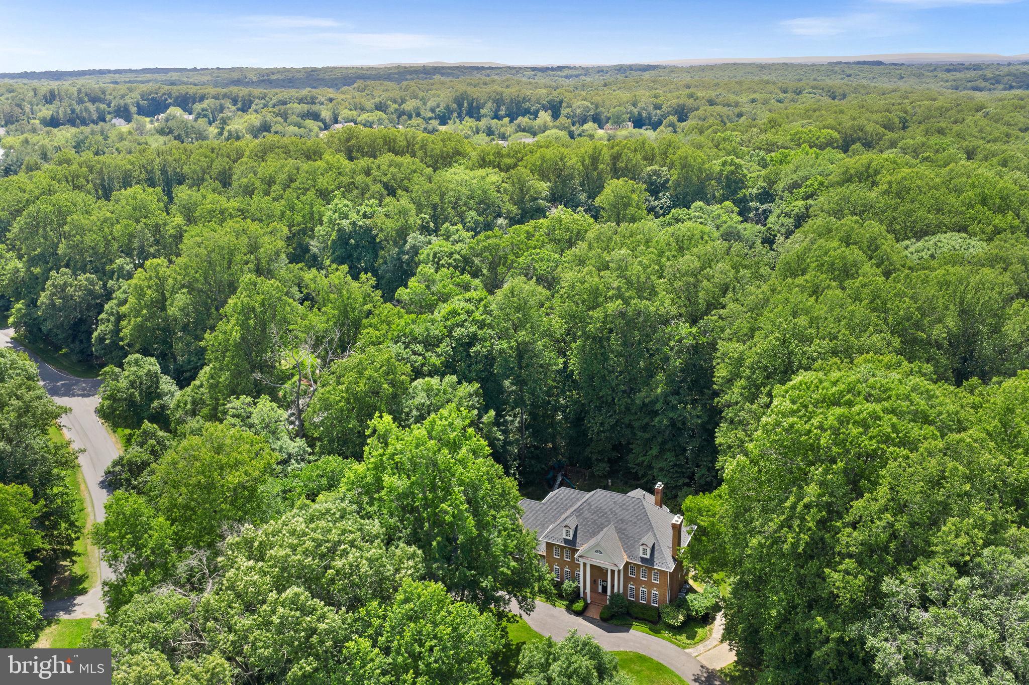 FALCON RIDGE - Residential