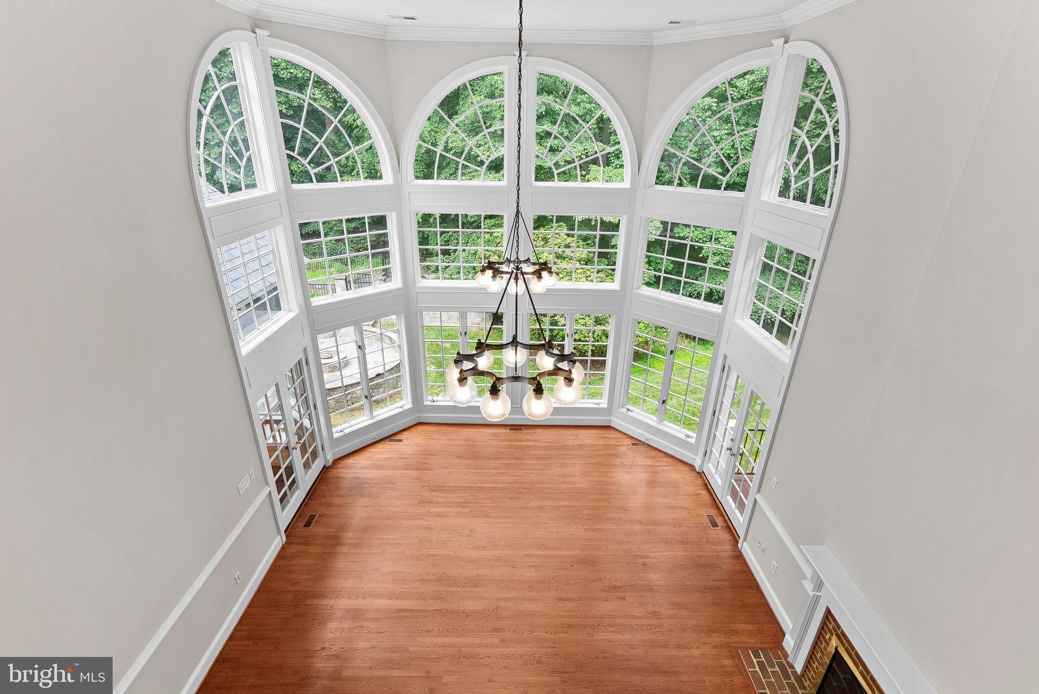 FALCON RIDGE - Residential